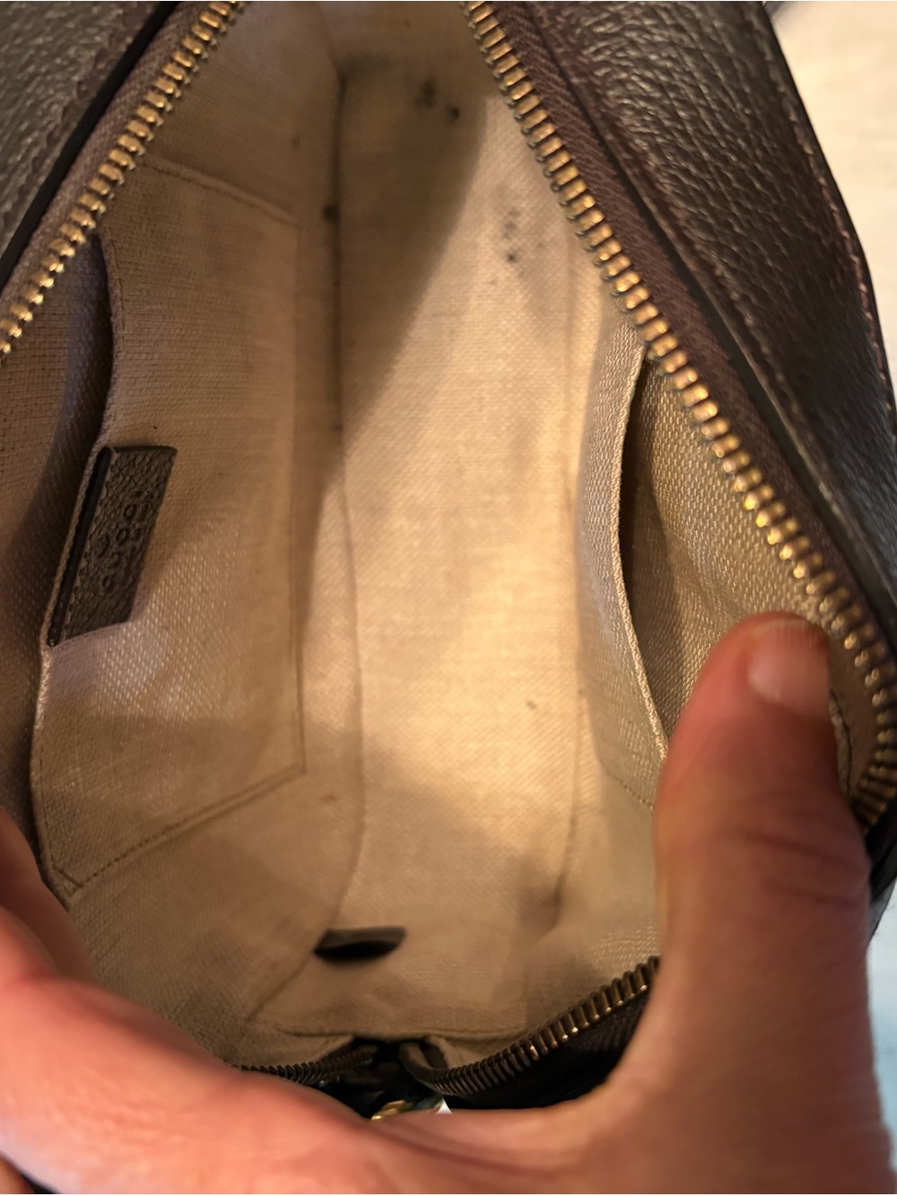 Gucci Brown Leather Messenger Bag with Green-Red Stripe and Gold Bee - Picture 6 of 10